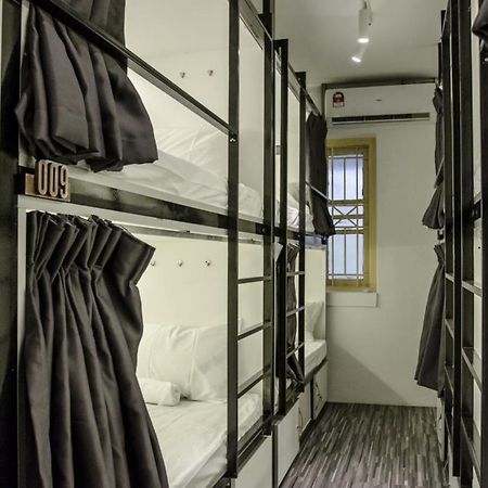 Oyo 90121 Summer House Bed & Cafe كوالالمبور المظهر الخارجي الصورة
