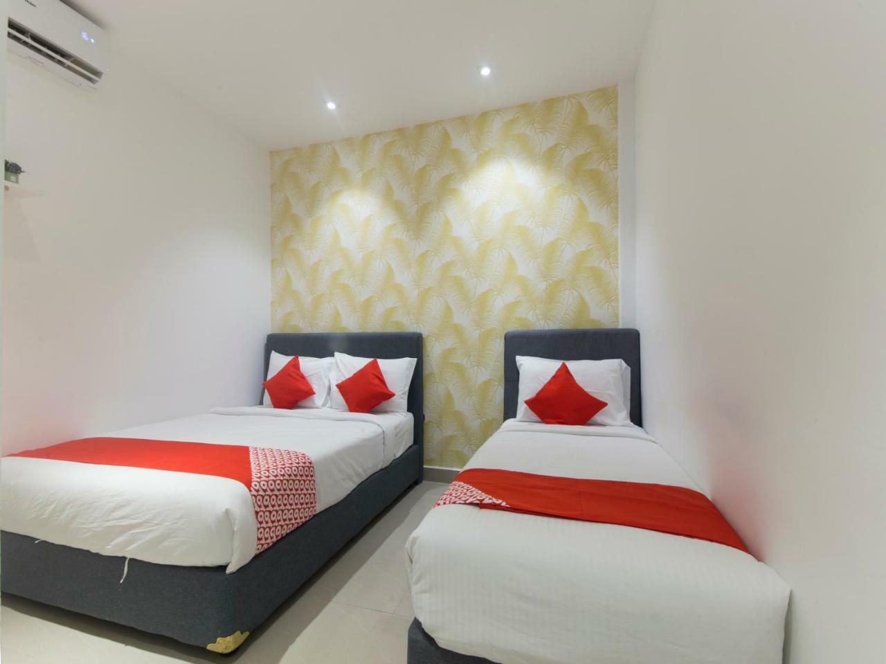 Oyo 90121 Summer House Bed & Cafe كوالالمبور المظهر الخارجي الصورة