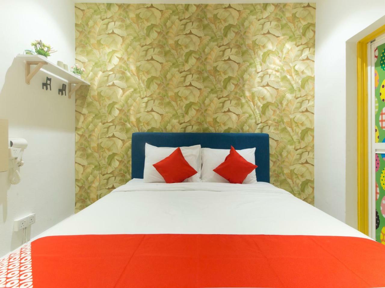 Oyo 90121 Summer House Bed & Cafe كوالالمبور المظهر الخارجي الصورة