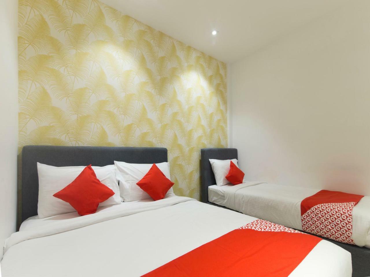 Oyo 90121 Summer House Bed & Cafe كوالالمبور المظهر الخارجي الصورة