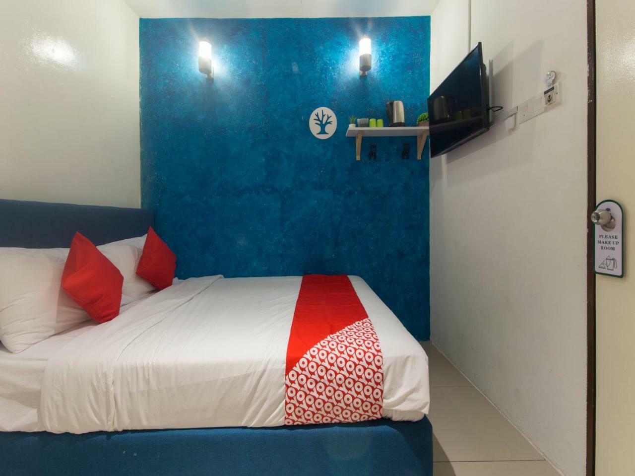 Oyo 90121 Summer House Bed & Cafe كوالالمبور المظهر الخارجي الصورة