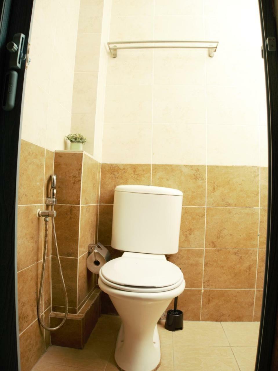 Oyo 90121 Summer House Bed & Cafe كوالالمبور المظهر الخارجي الصورة