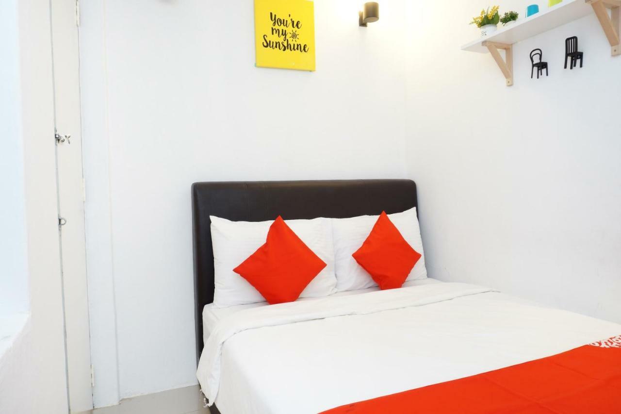 Oyo 90121 Summer House Bed & Cafe كوالالمبور المظهر الخارجي الصورة